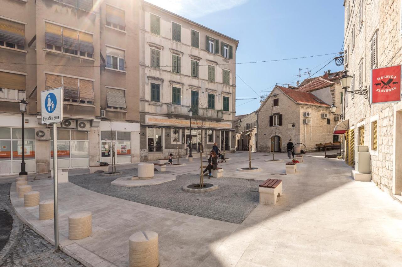 Studio Apartments Insula Split Exterior photo